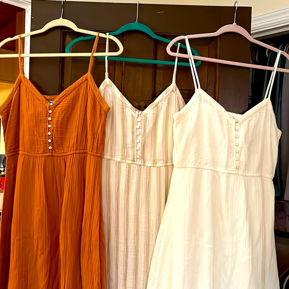 Lot of 3 American Eagle dresses. Size large